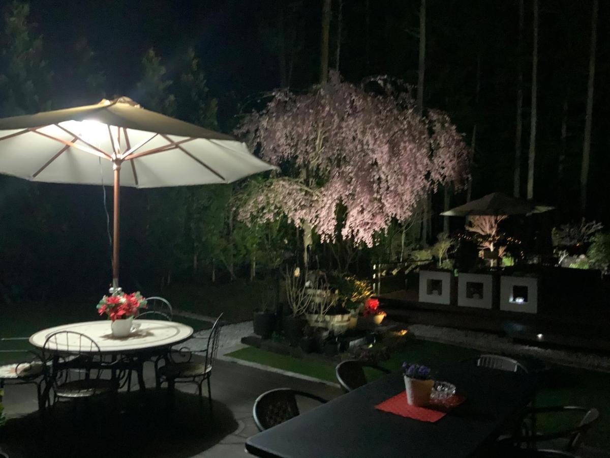 Bed and Breakfast Kakureyado Fudžikawagučiko Exteriér fotografie