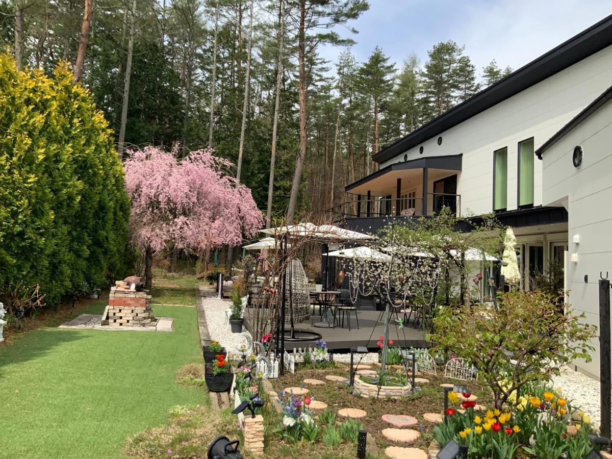 Bed and Breakfast Kakureyado Fudžikawagučiko Exteriér fotografie
